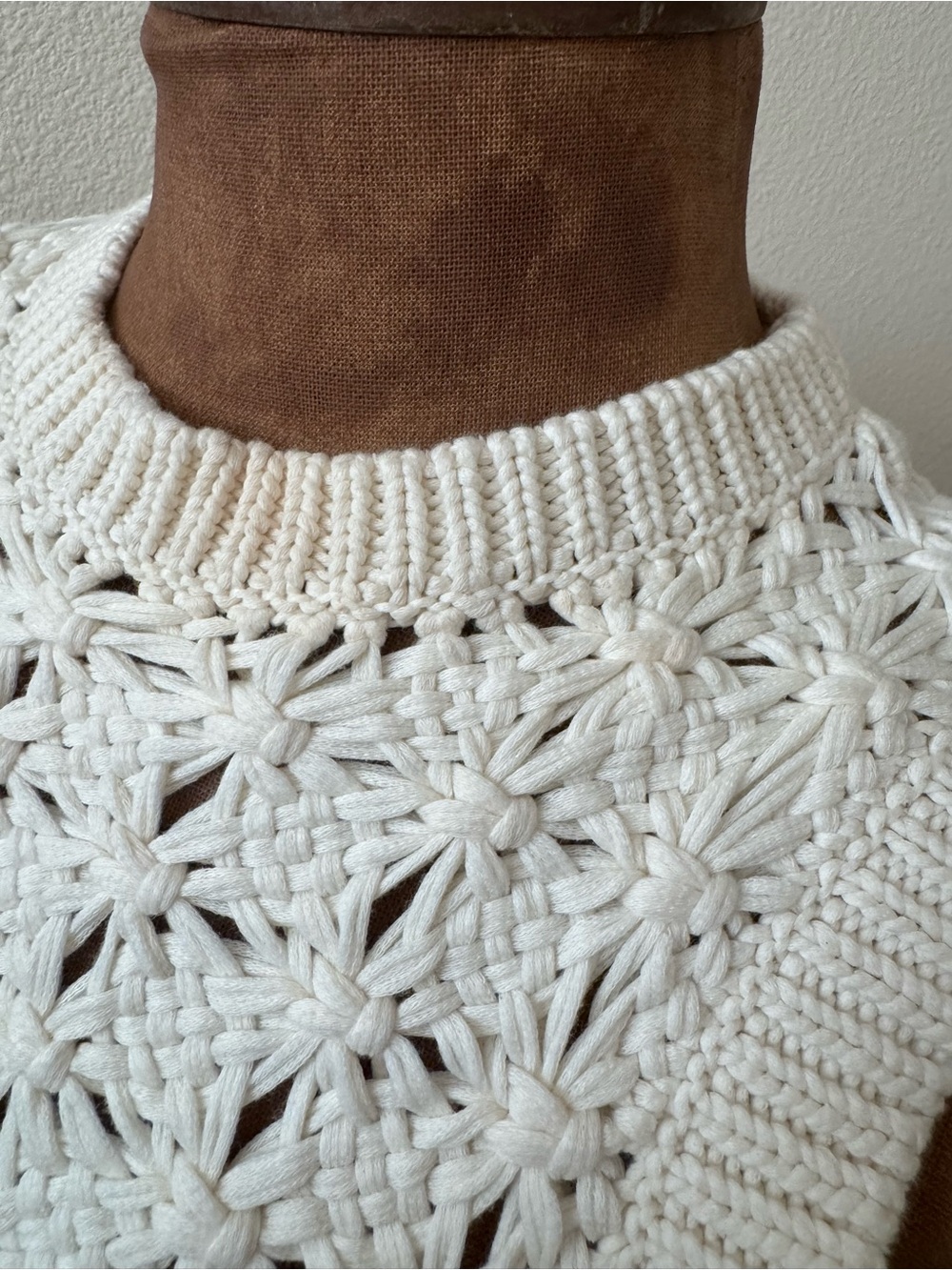 Theory Crochet Fringe Sleeveless Tank Top - White - Picture 4 of 7